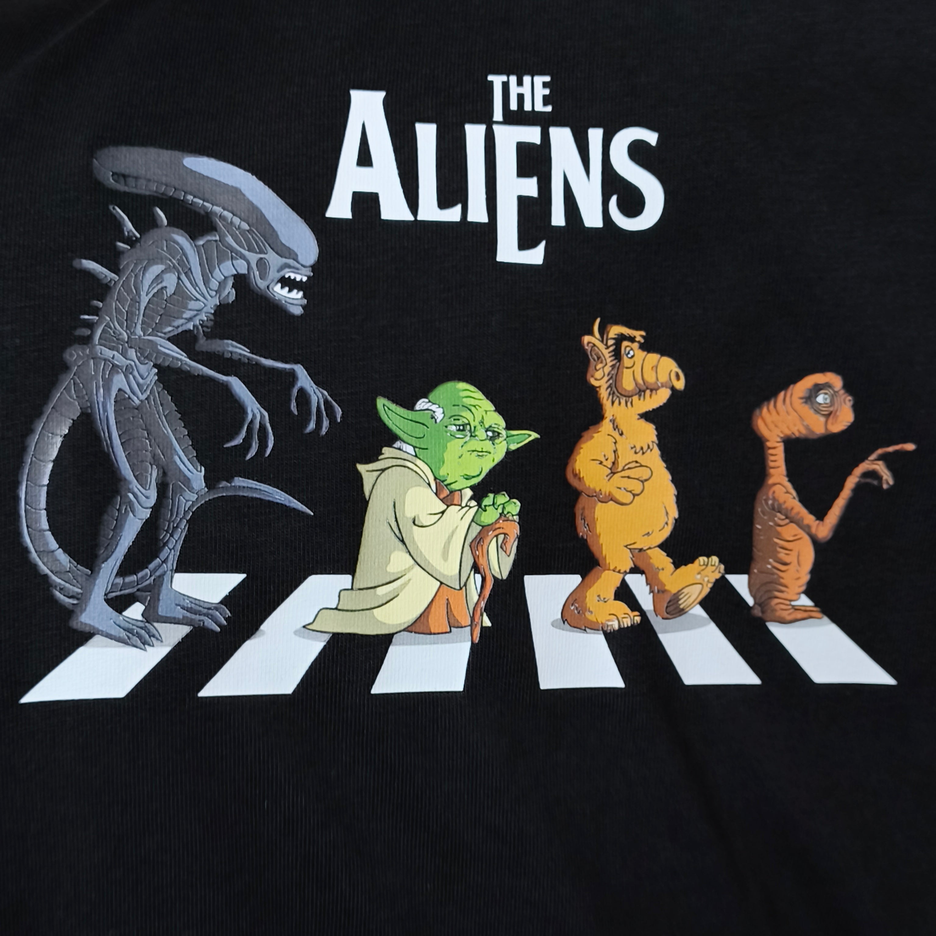 MİNBLU Uzaylı Karakter Baskılı Siyah Tişört